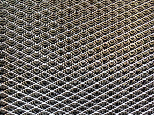 Griglia di acciaio perforato in alluminio di 2,0 mm in acciaio inossidabile Griglia di metallo espansa