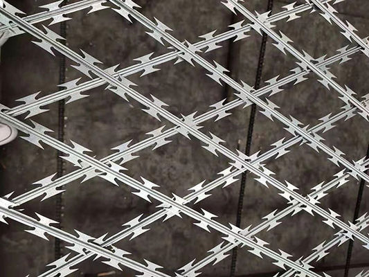 Cavo saldato non rampicante Mesh Zinc Coated Corrosive Resistance del rasoio